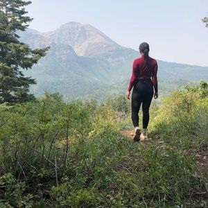 Meet your Posher, Alexandra